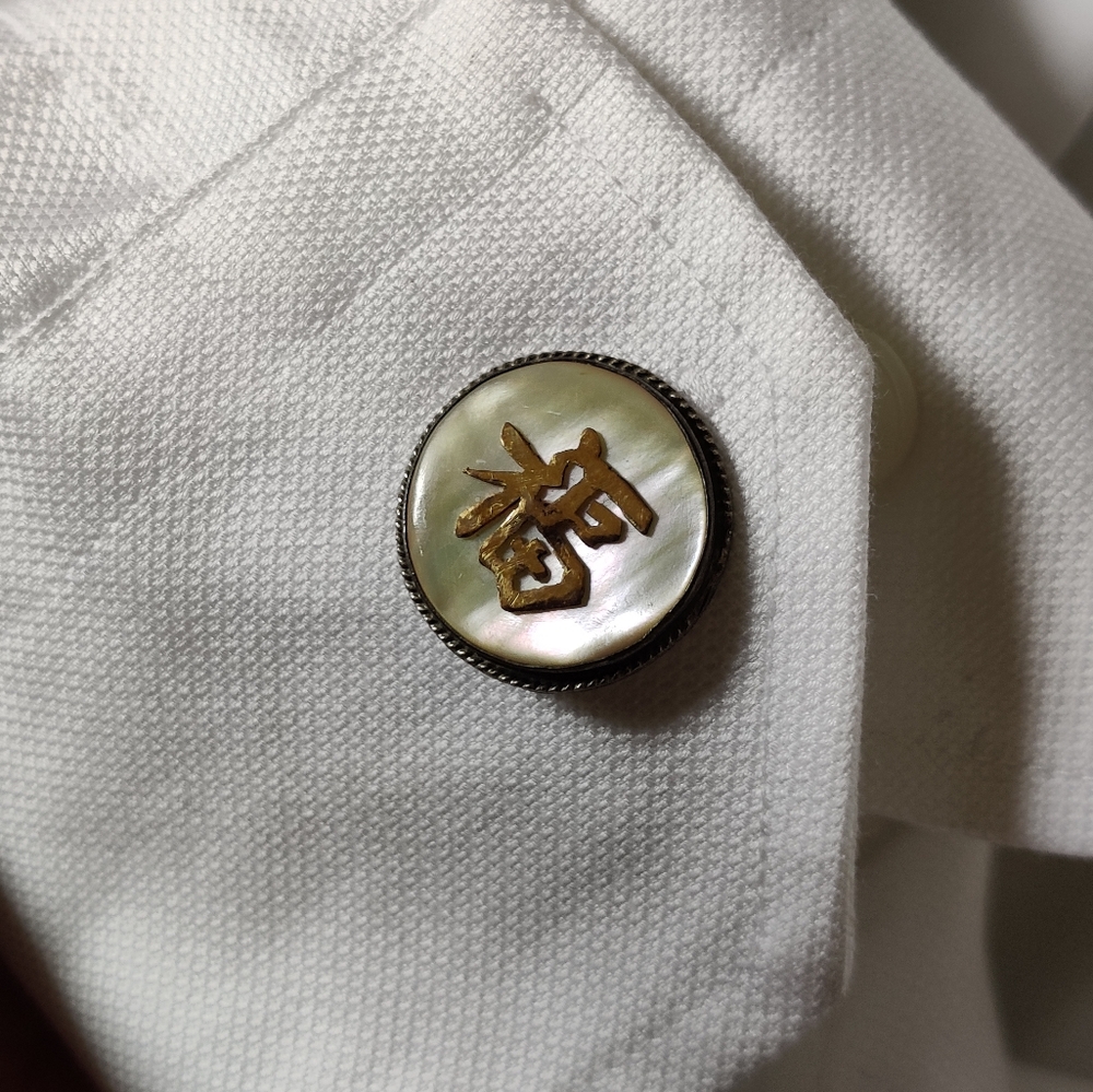 Vintage Sterling Silver Cufflinks with Mother of Pearl - Picture 2 of 13